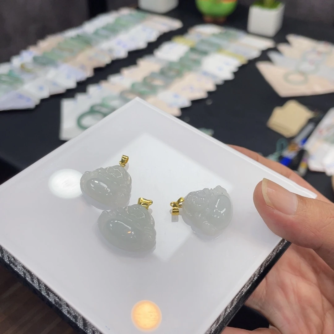 翡翠未镶嵌颈饰纯天然缅甸a货翡翠佛公