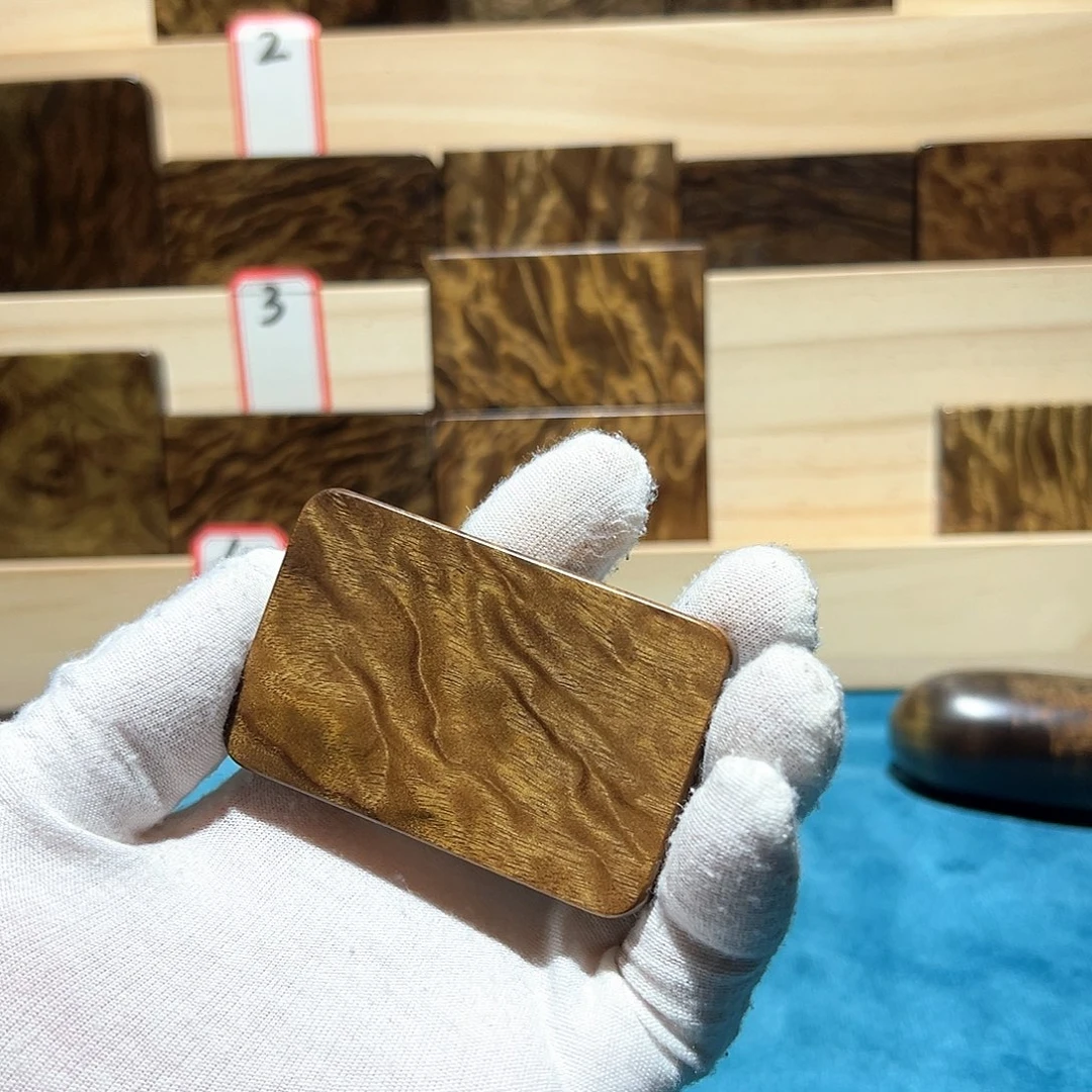 飞***5木金丝楠木无事牌