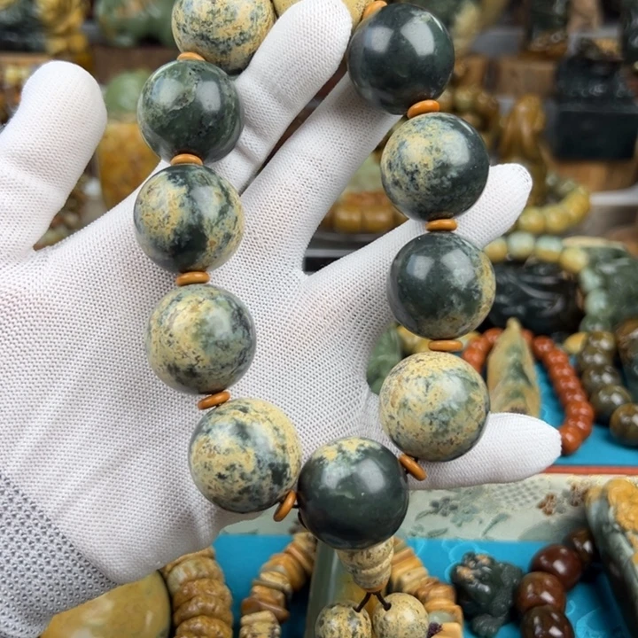 H***N手串未镶嵌岫岩河磨玉（透闪石质玉）