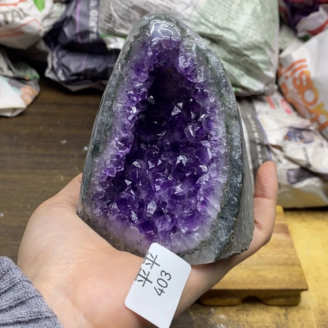 紫晶乌拉圭未镶嵌