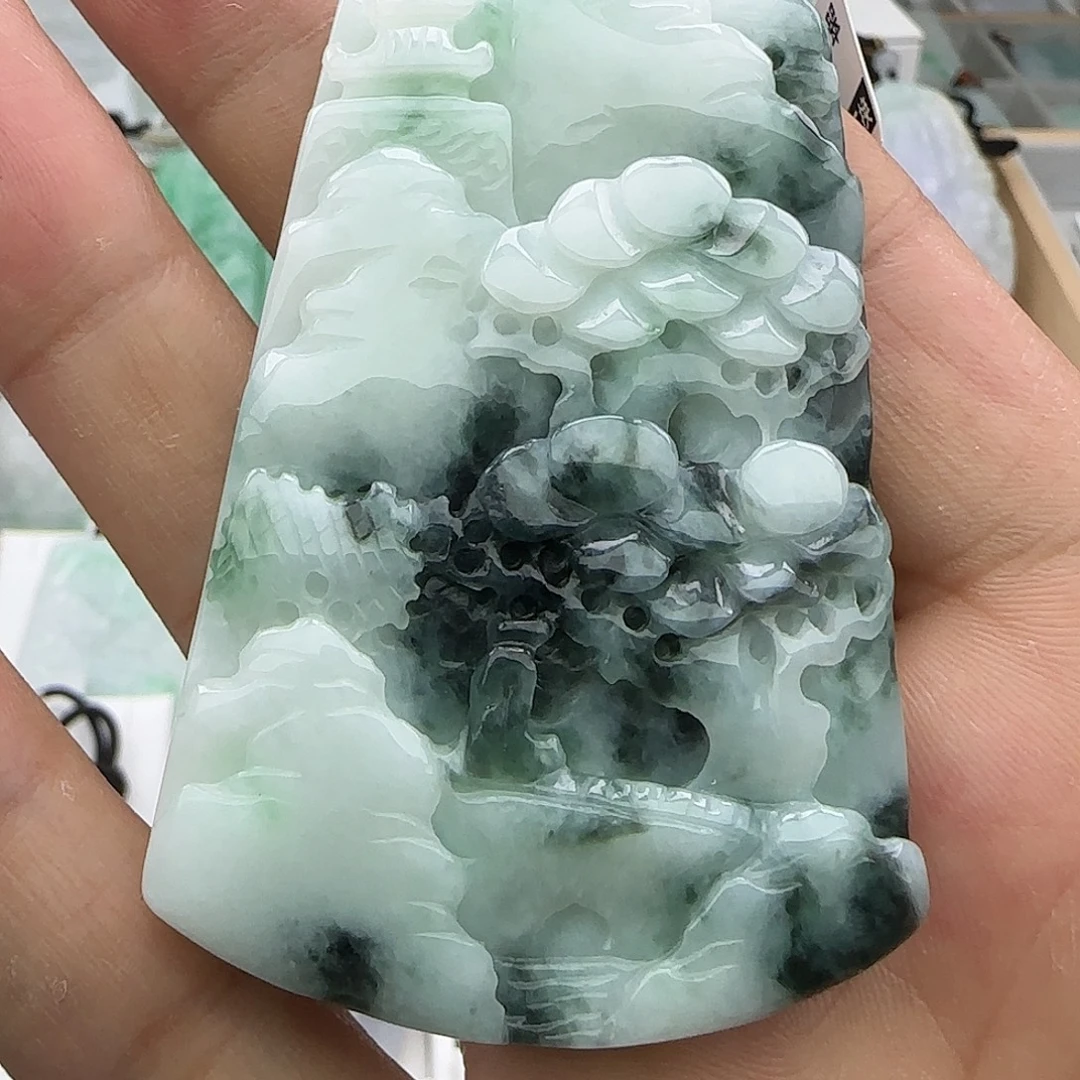 翡翠未镶嵌颈饰翡翠