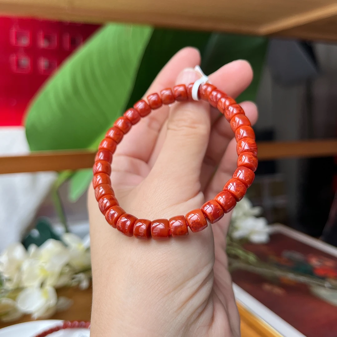 【郭老师】约7-8mm瓦西料火焰纹玫红底满色满肉南红直切桶珠手串