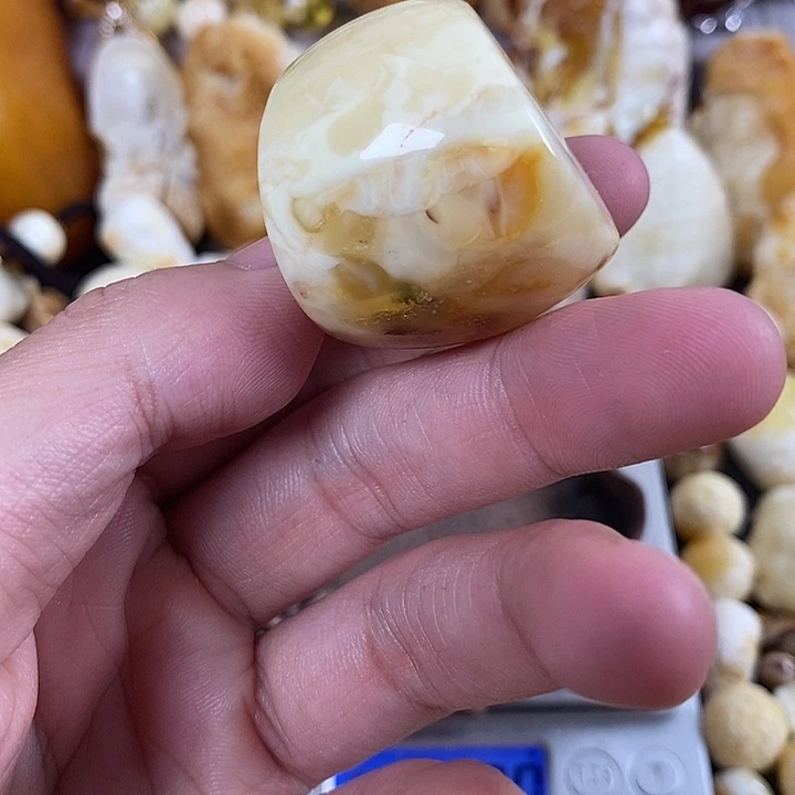 琥珀未镶嵌裸石我