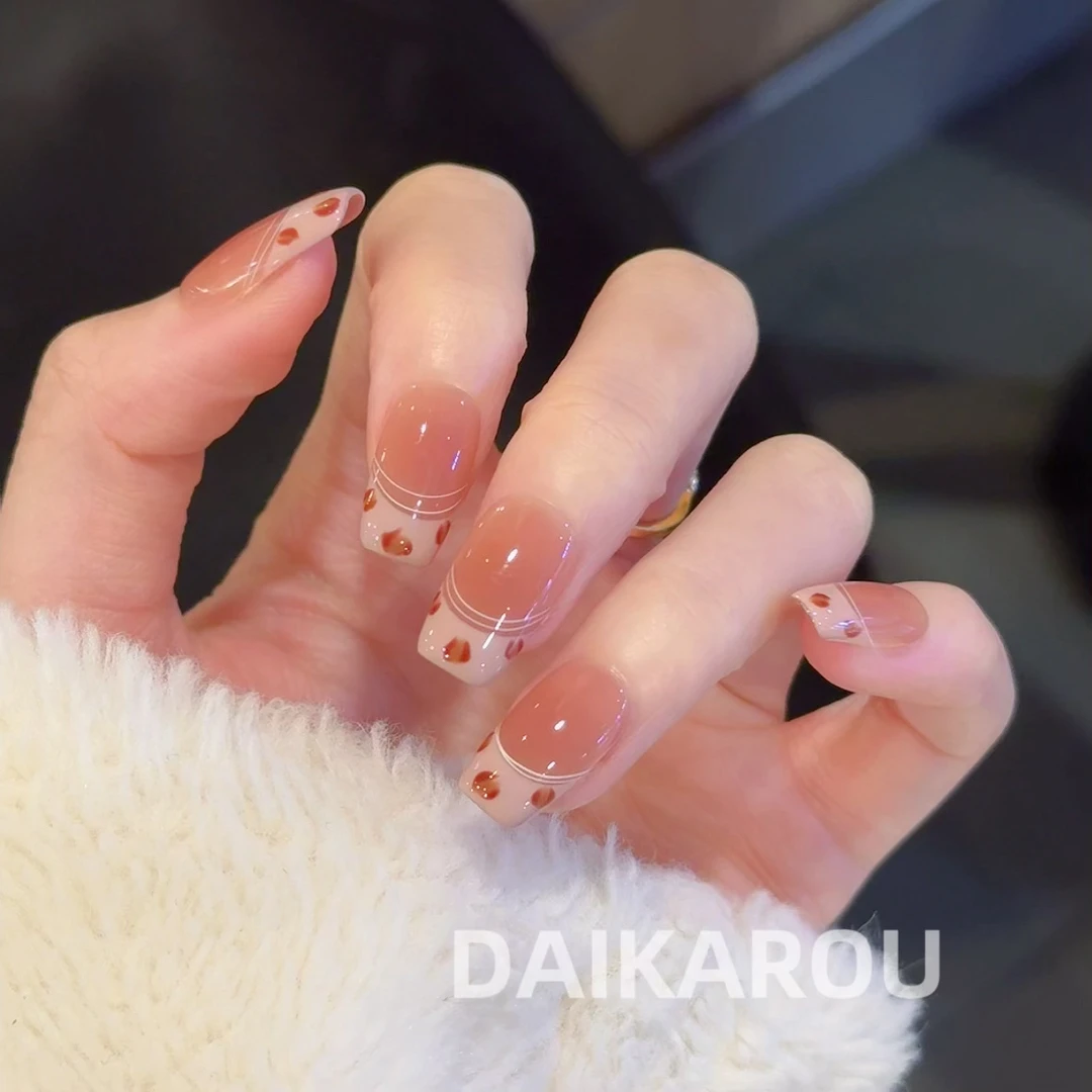 玫瑰粉豹 黛卡柔 预售 新甲型 此度 短椭圆 中椭圆手工穿戴甲10片