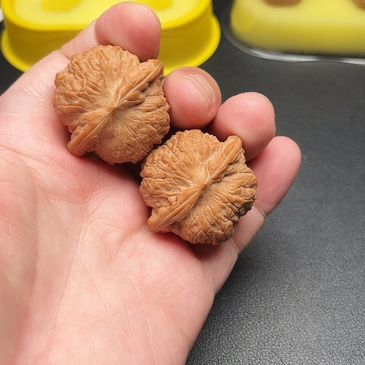 吊坠文玩核桃38全品血麒麟