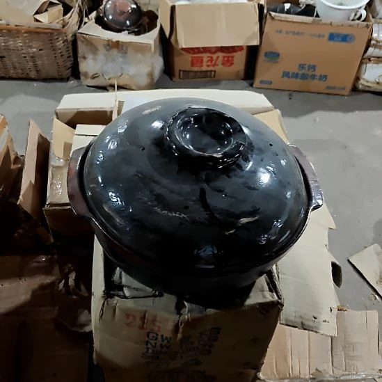 摆件盘子碗茶壶啥都有