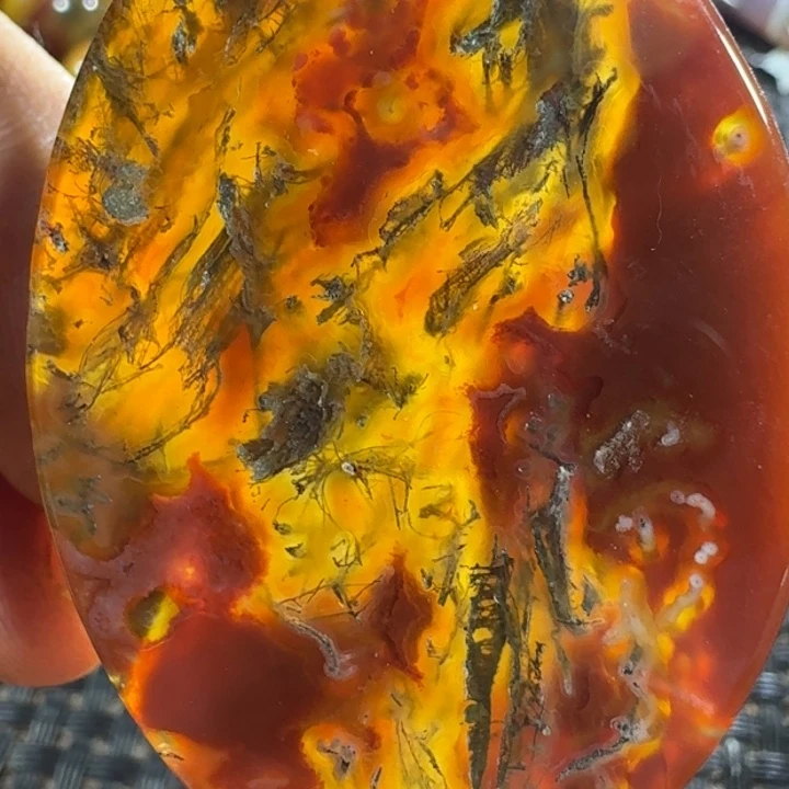 霖***阁玛瑙/玉髓未镶嵌颈饰