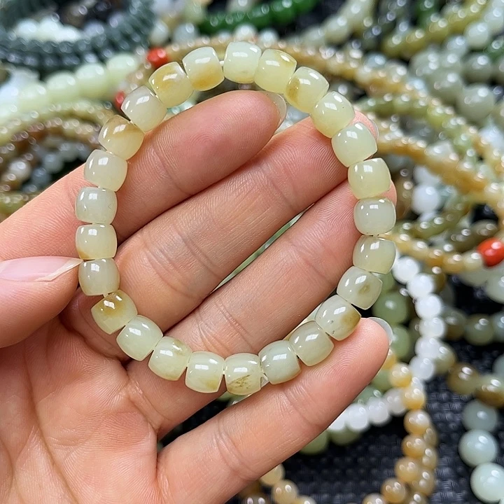 一***你和田玉未镶嵌手链