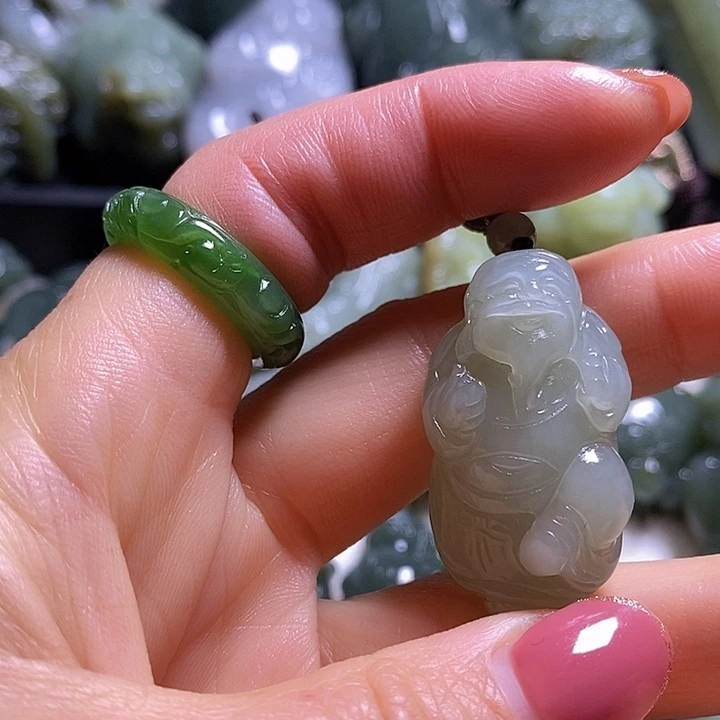 未镶嵌和田玉（糖玉）珠宝奇石一**顺