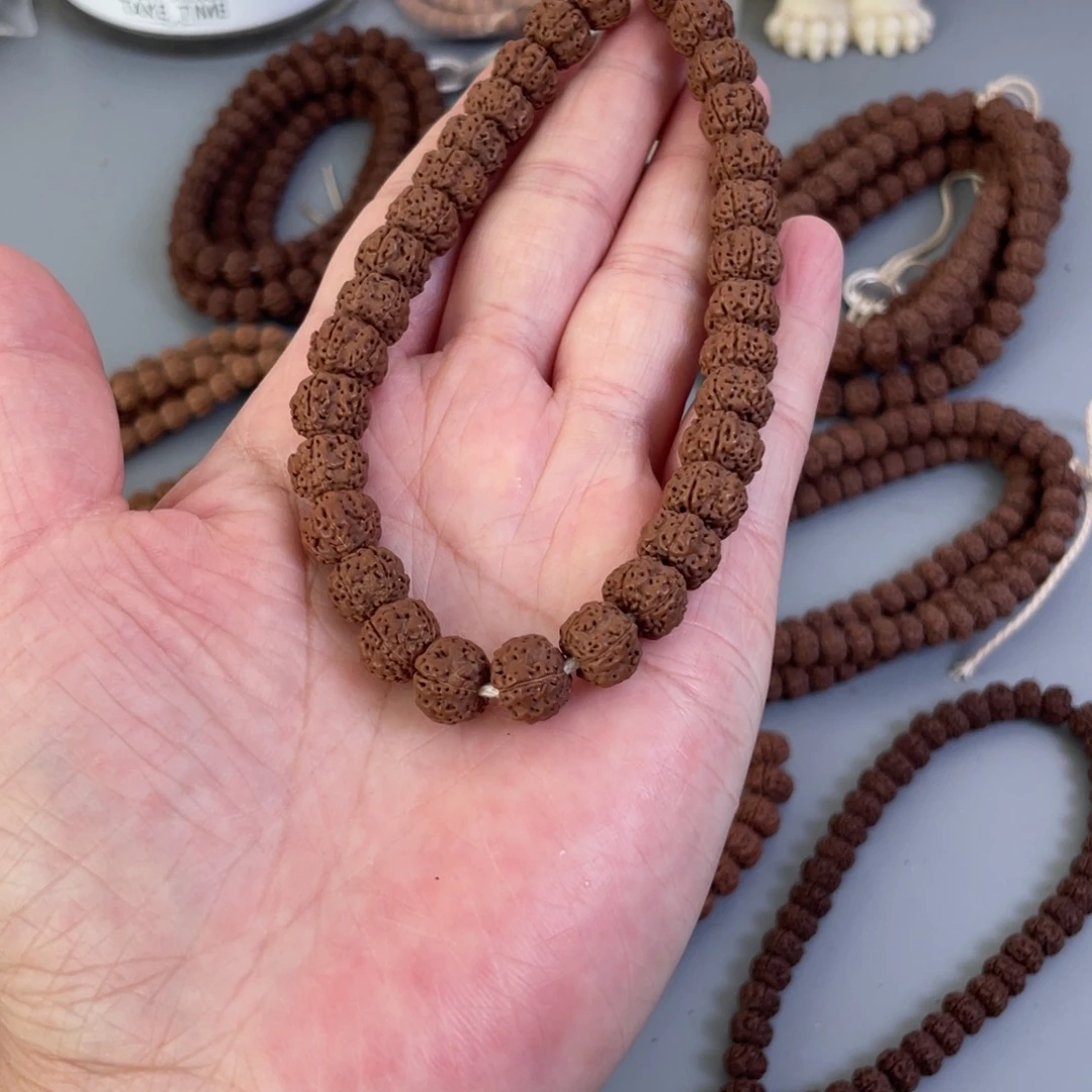 金刚菩提吊坠平细手串