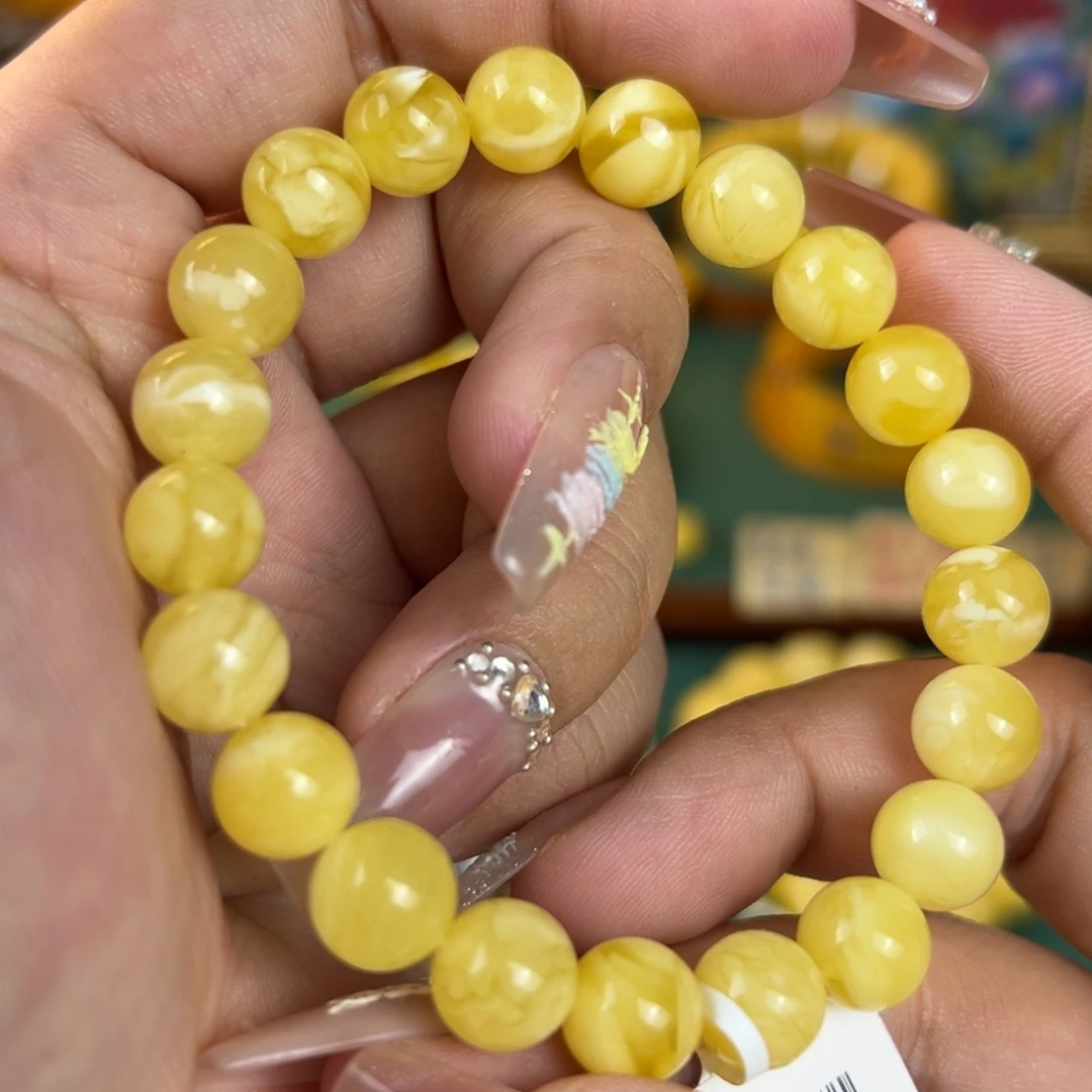 未镶嵌琥珀珠宝奇石