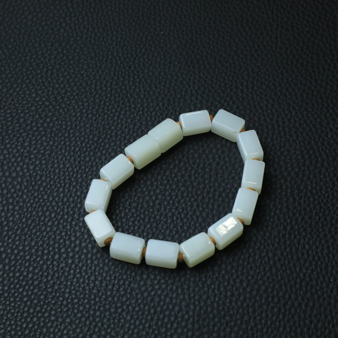 TCWWA06564创汇和田白玉方形勒子手串