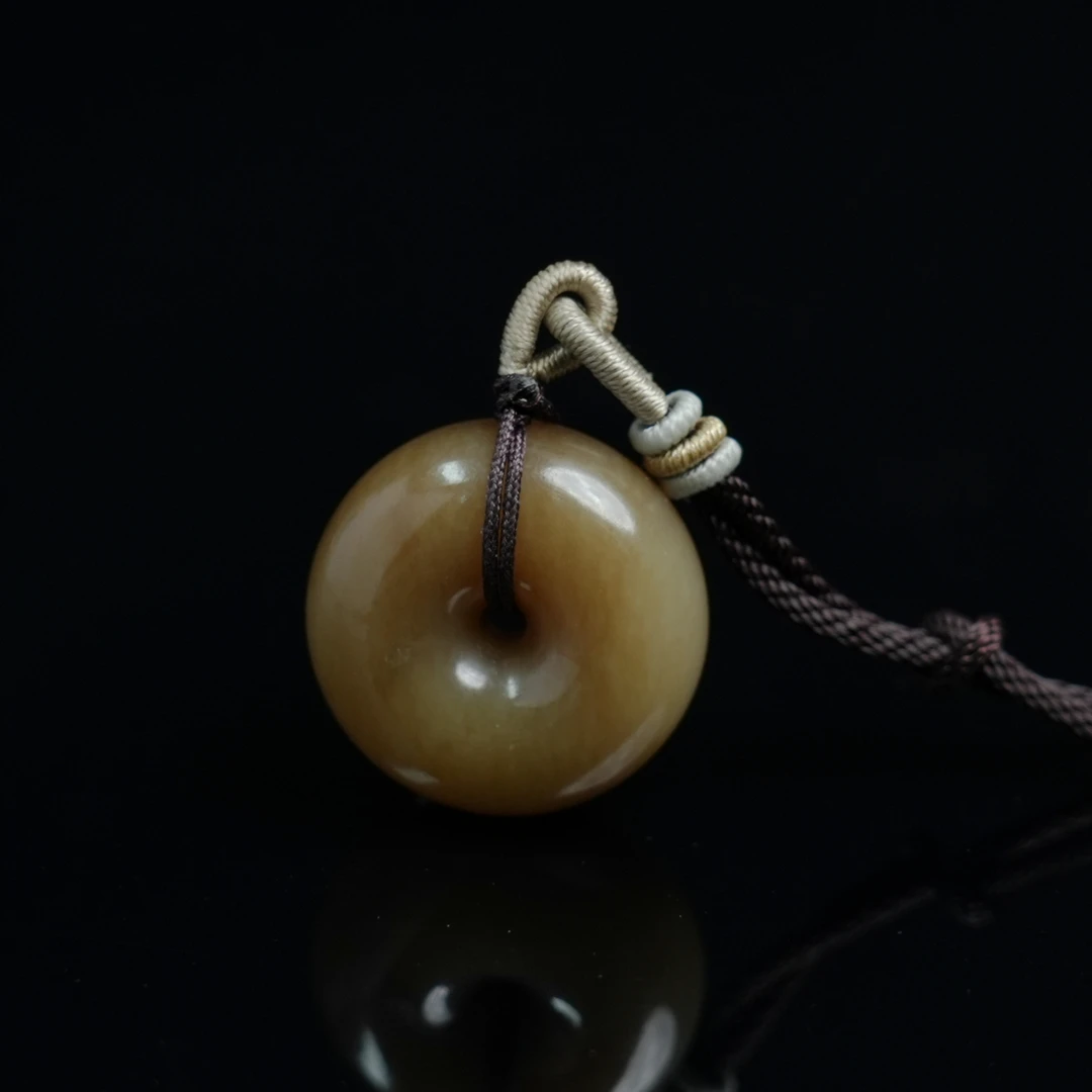 V姐|心选|和田玉黄白老玉平安扣全糖27-30mm-GN82604多样性发其一