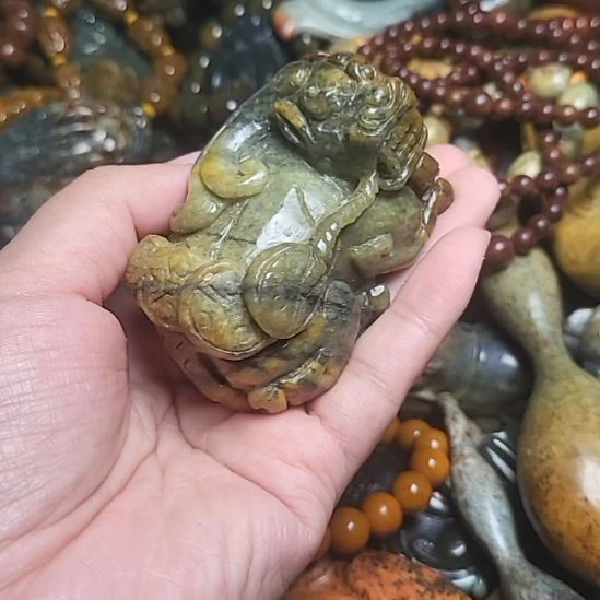 岫岩河磨玉（透闪石质玉）未镶嵌挂件