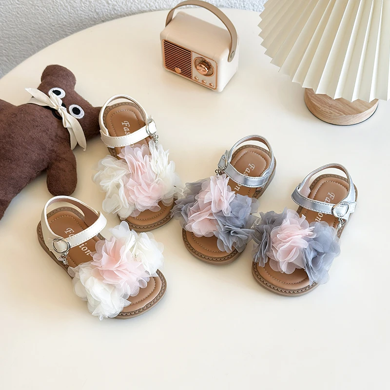女童凉鞋2025年夏季新款儿童欧莎花朵公主鞋小女孩时尚软底沙滩鞋