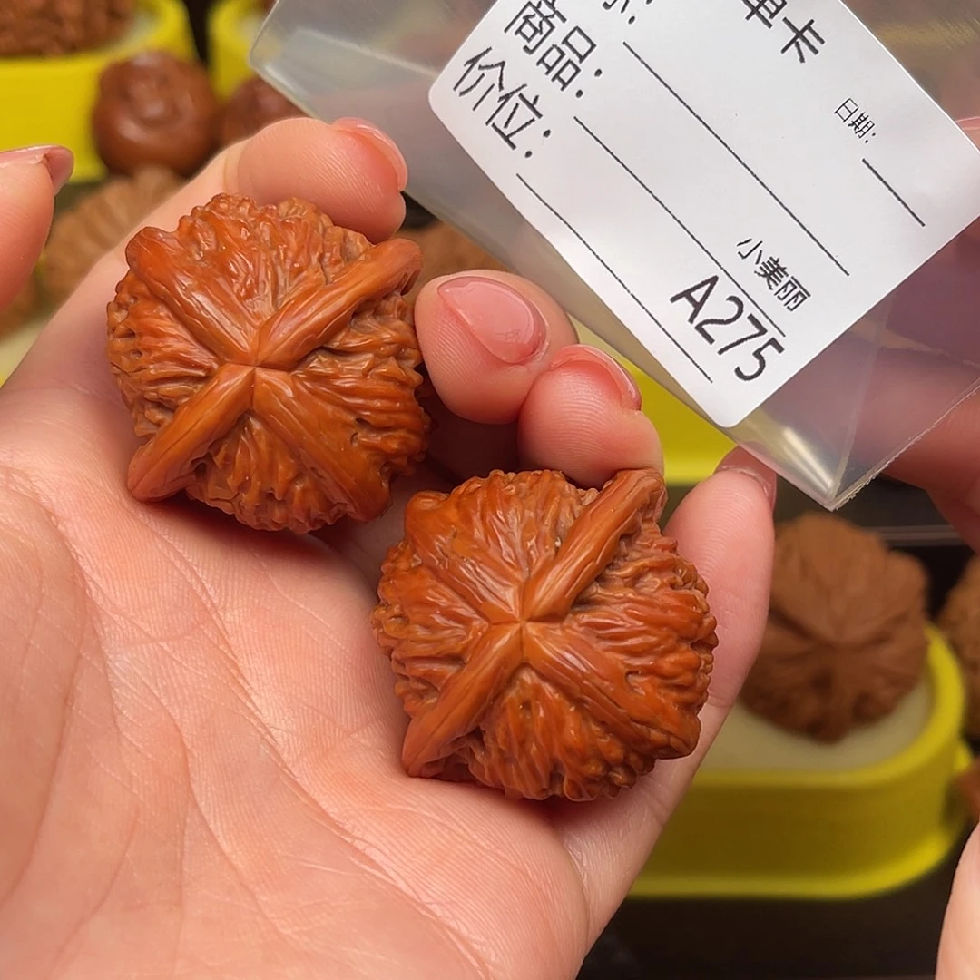小***彬吊坠文玩核桃四棱