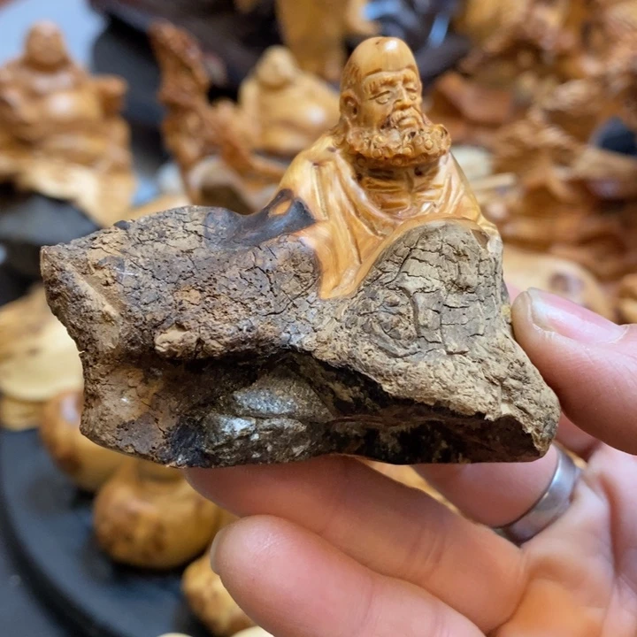 柏木工艺品摆件制作工艺