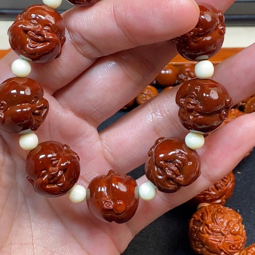 满***吊坠橄榄核Dhd百态