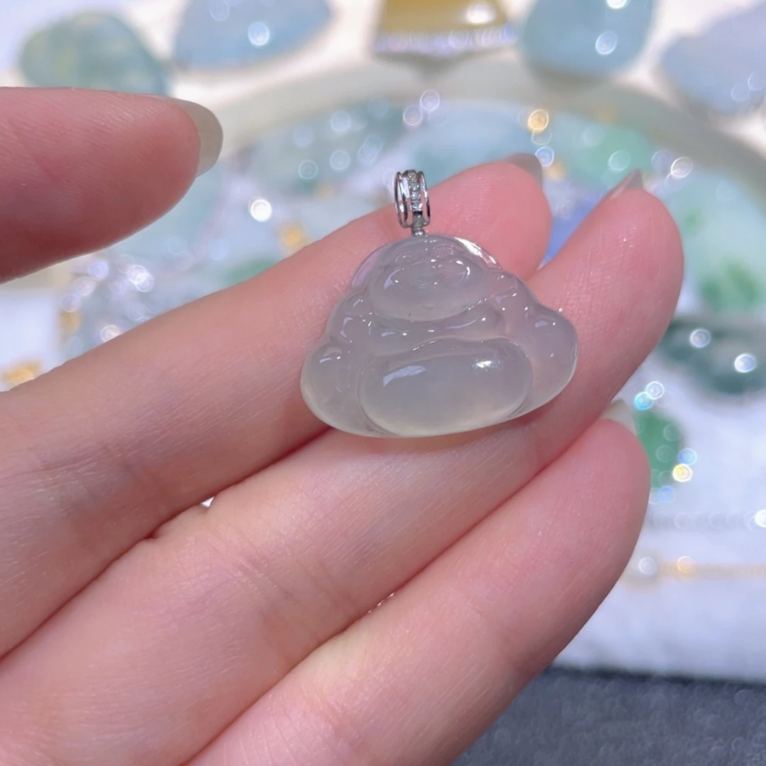 翡翠18K金镶嵌颈饰翡翠