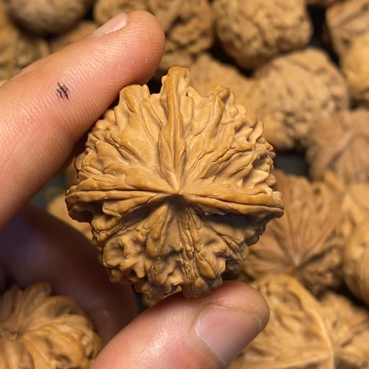 文玩核桃吊坠浅***风文玩核桃异形单只