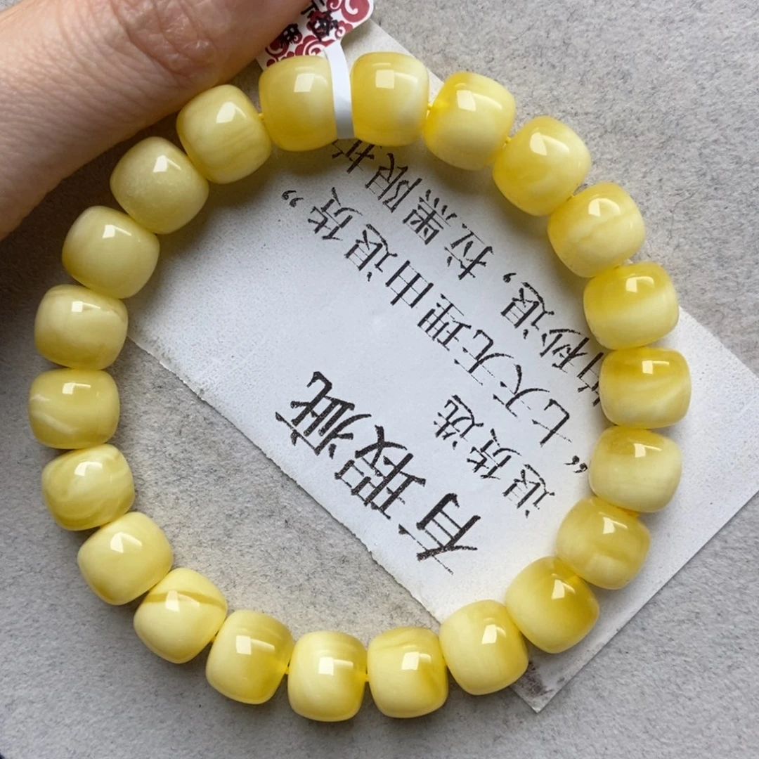 蜜蜡未镶嵌珠宝奇石153