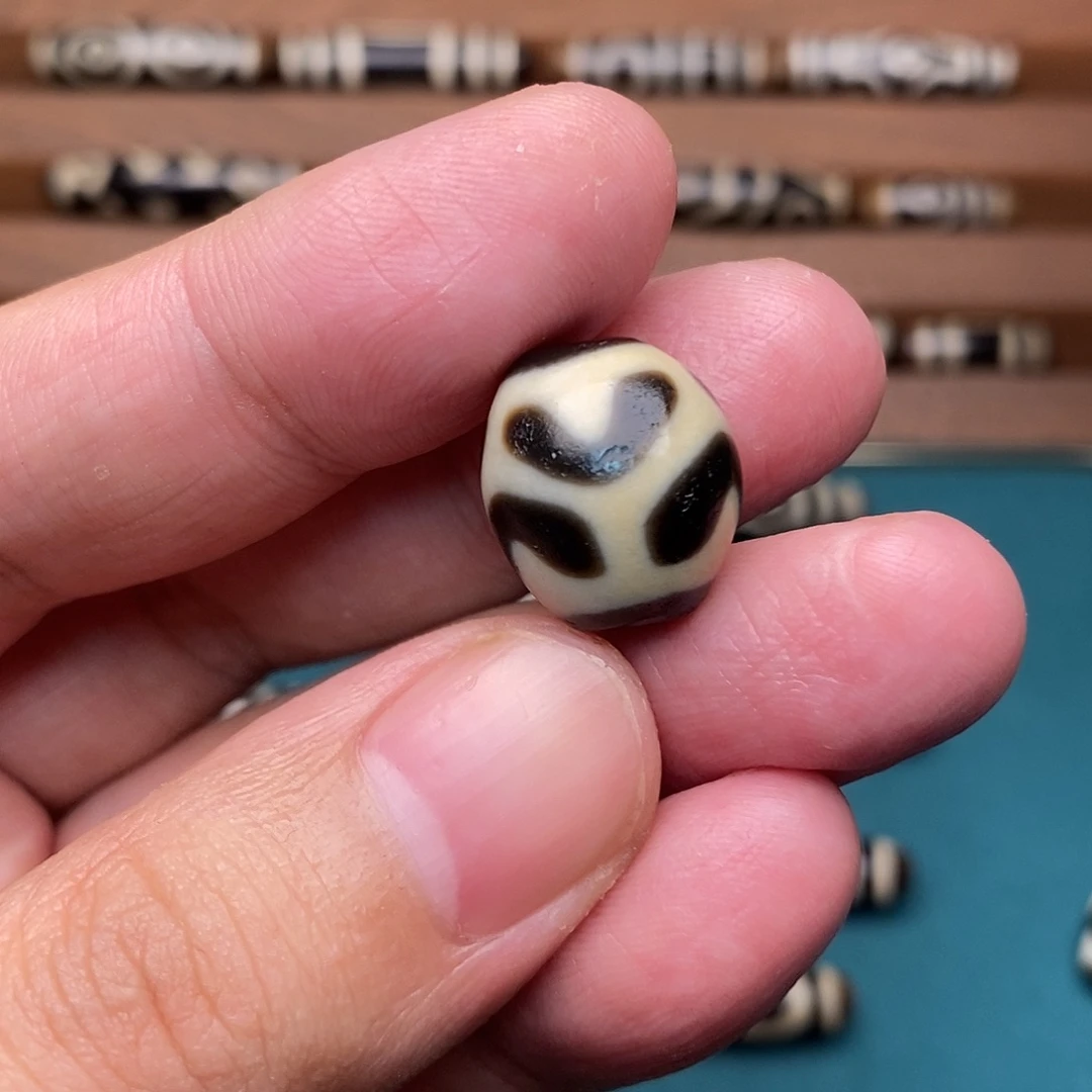 玛瑙/玉髓合金颈饰