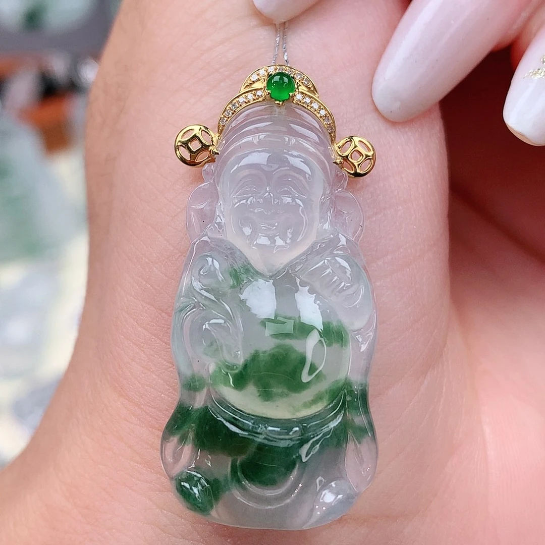 颈饰18K金镶嵌翡翠财神爷