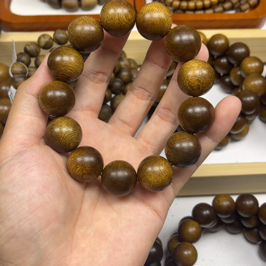 㞮***心沉香手串越南芽庄黄棋楠1.8