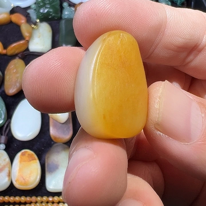和田玉未镶嵌吊坠(不含链)