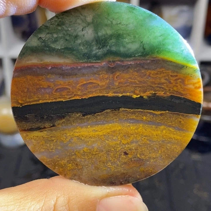 玛瑙/玉髓足铂镶嵌颈饰