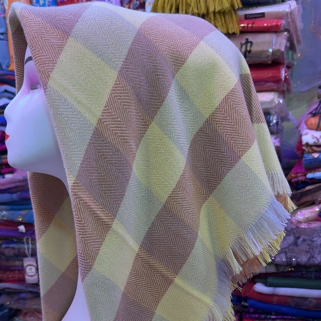 漂亮柔软舒适质量特制的厚头巾的颜色多选择可以订购