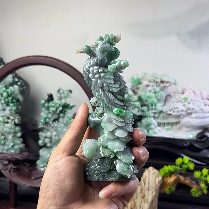 翡翠摆件未镶嵌翡翠