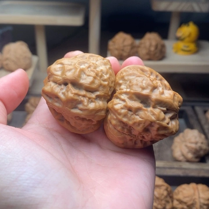 吊坠文玩核桃42三角蛙