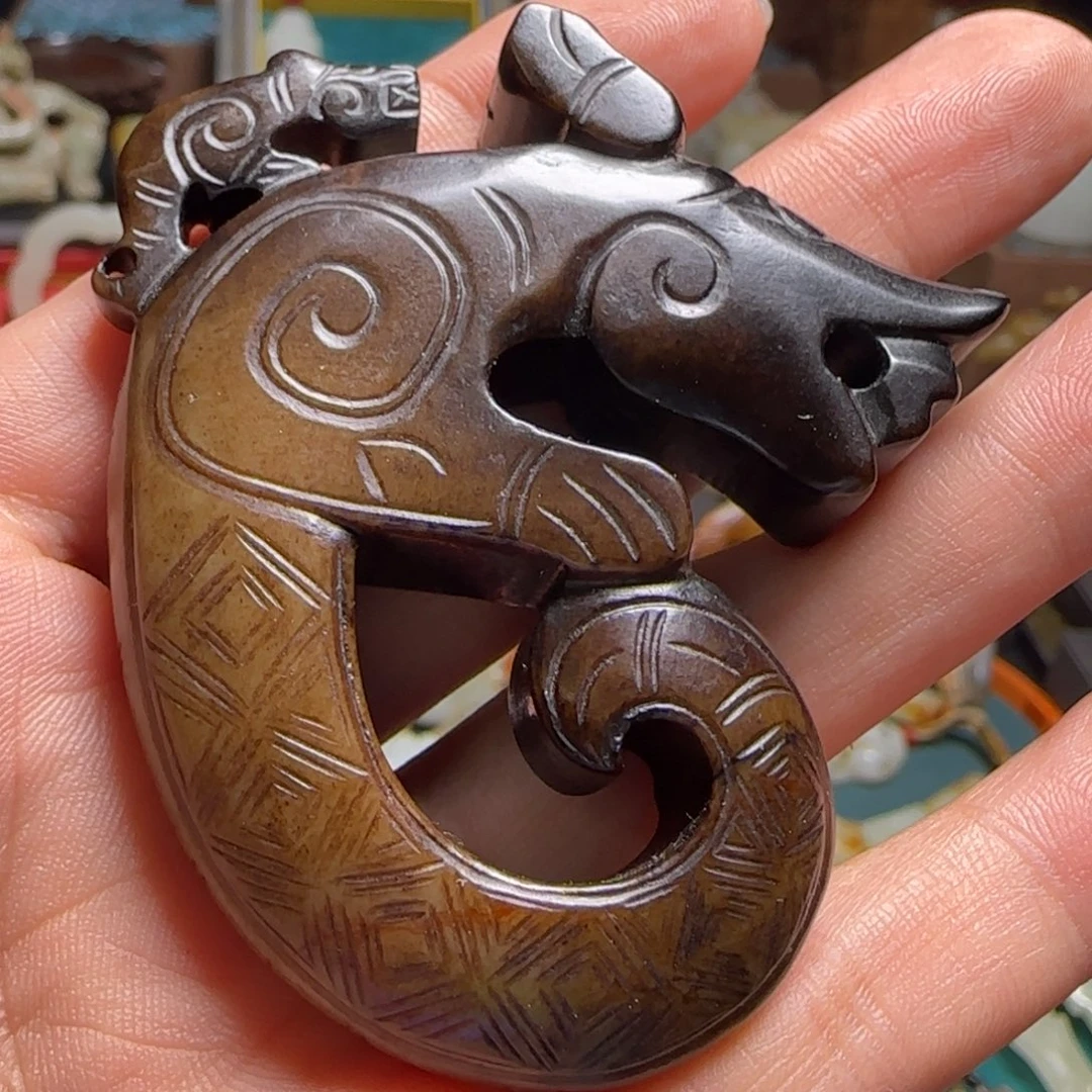 和田玉未镶嵌挂件