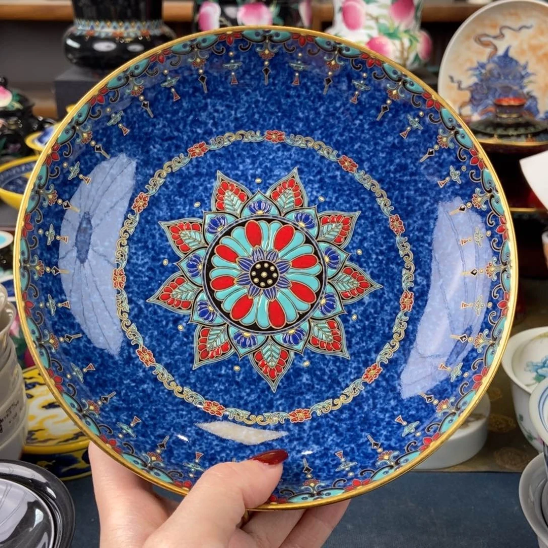 陶瓷艺术家的作品是一种