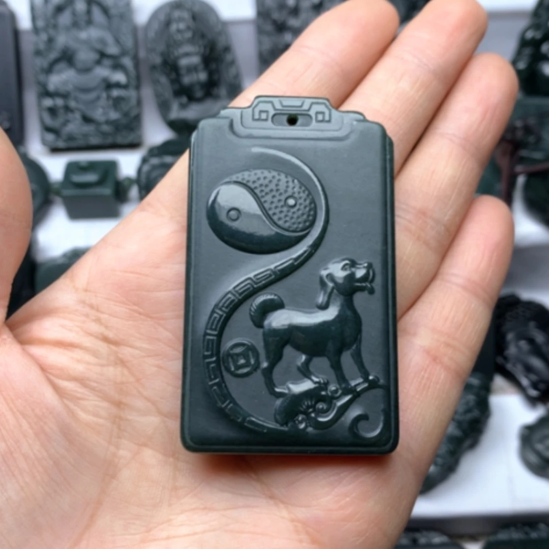 【闪购商品】和田玉颈饰未镶嵌双面雕刻