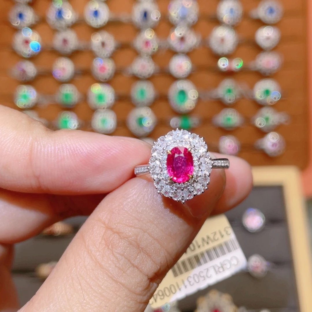 戒指18K金镶嵌红宝石0.85ct 无烧鸽血
