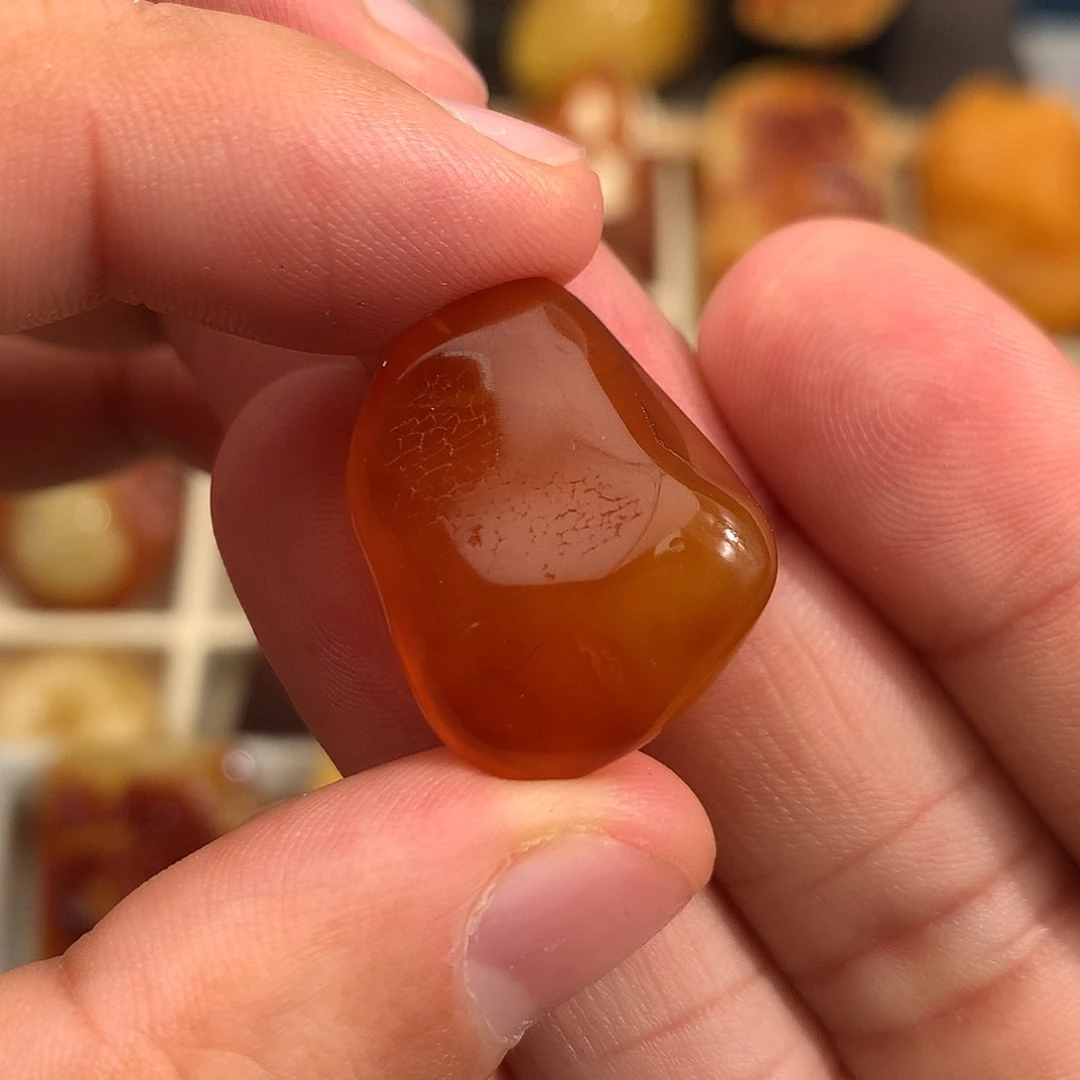 蜜蜡裸石未镶嵌你