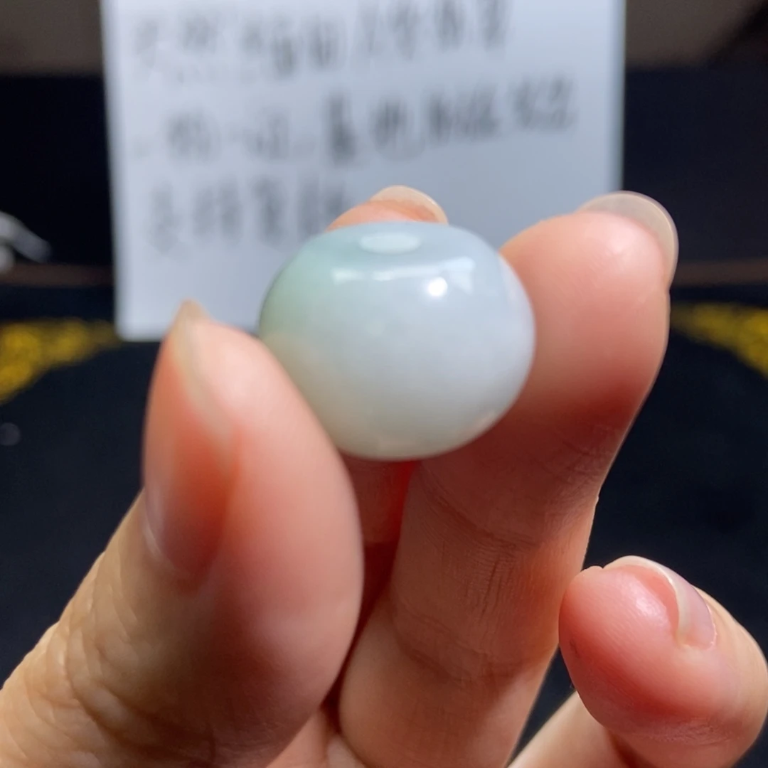 翡翠未镶嵌手链翡翠