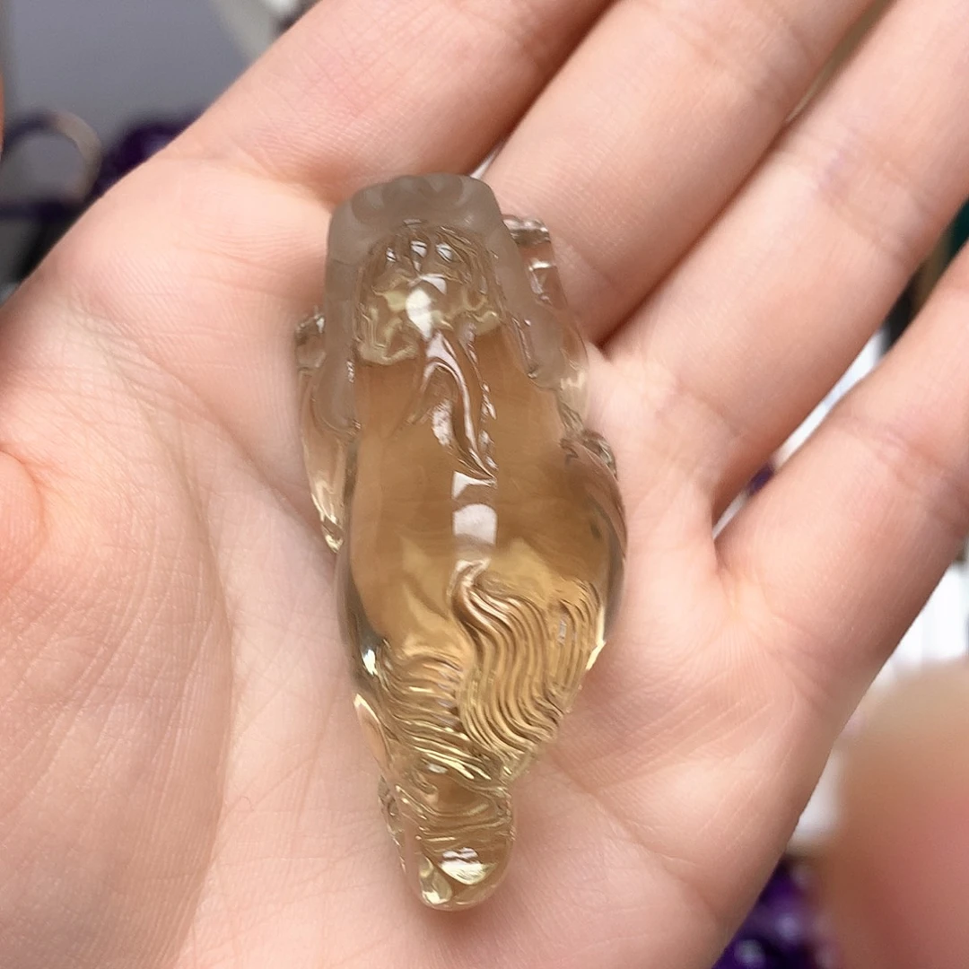 未镶嵌颈饰黄晶貔貅