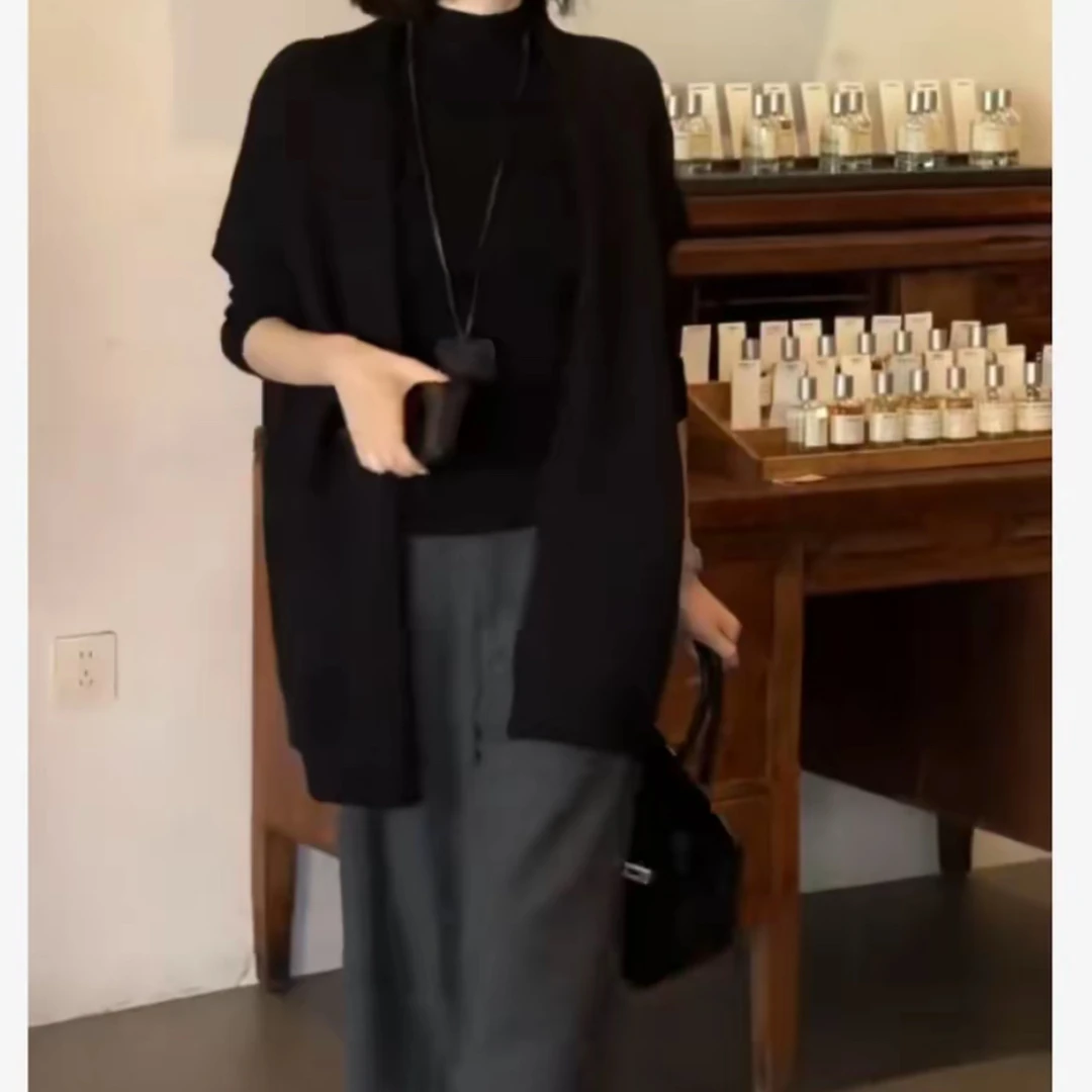 时髦简约设计纯色穿搭气质优雅大方女装