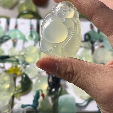 未镶嵌蛇纹石玉颈饰