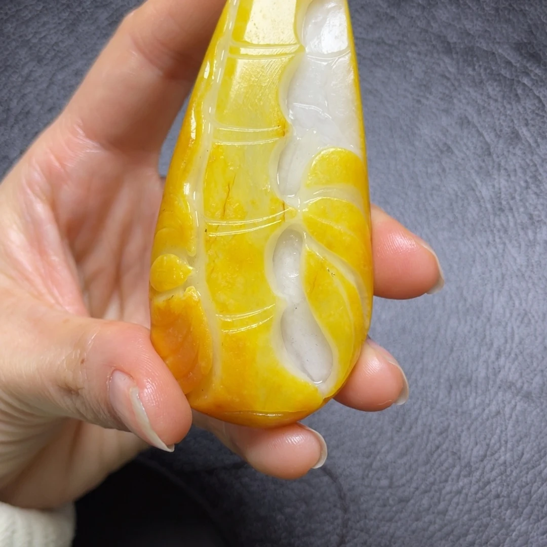 和田玉（糖玉）未镶嵌颈饰