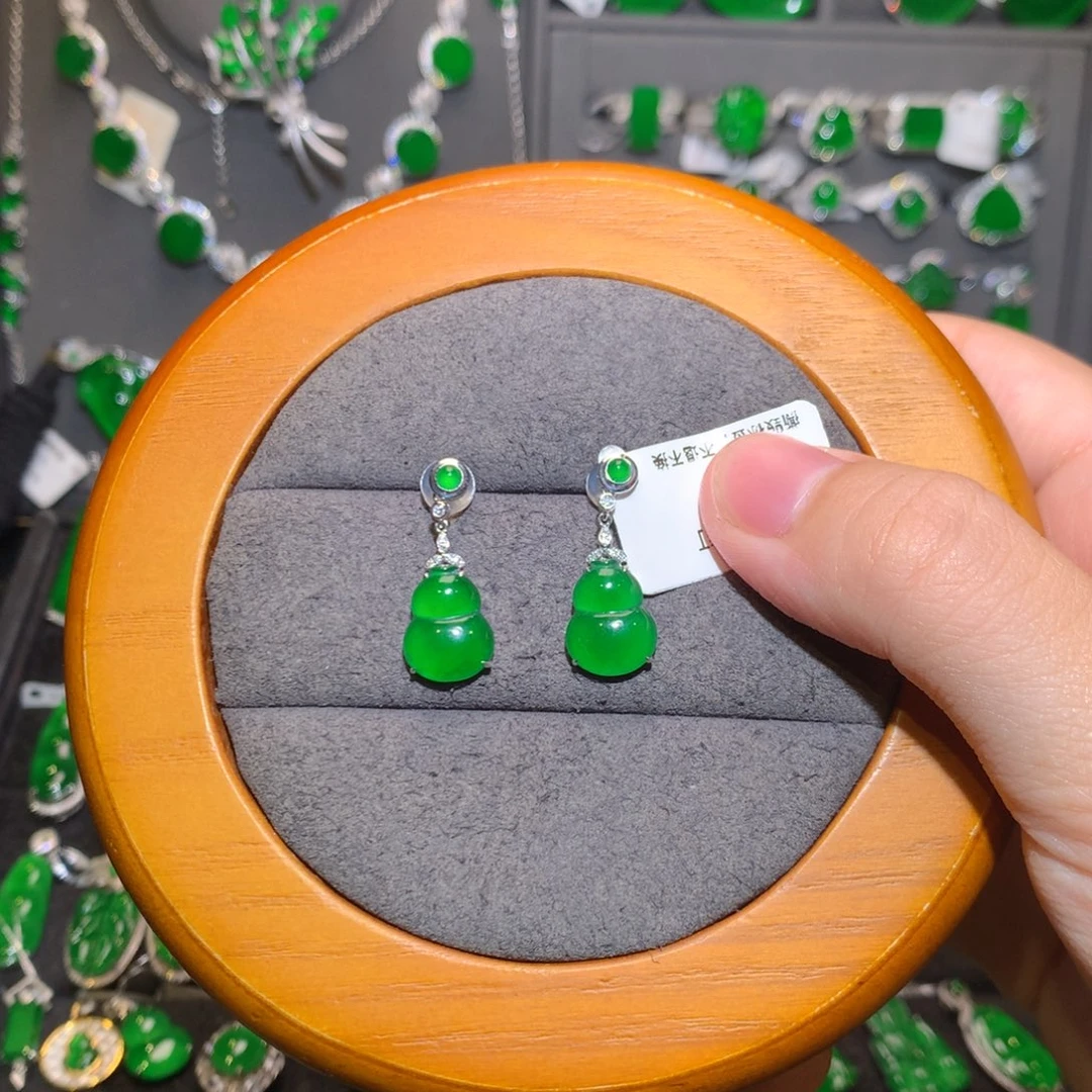 翡翠18K金镶嵌耳饰葫芦耳坠