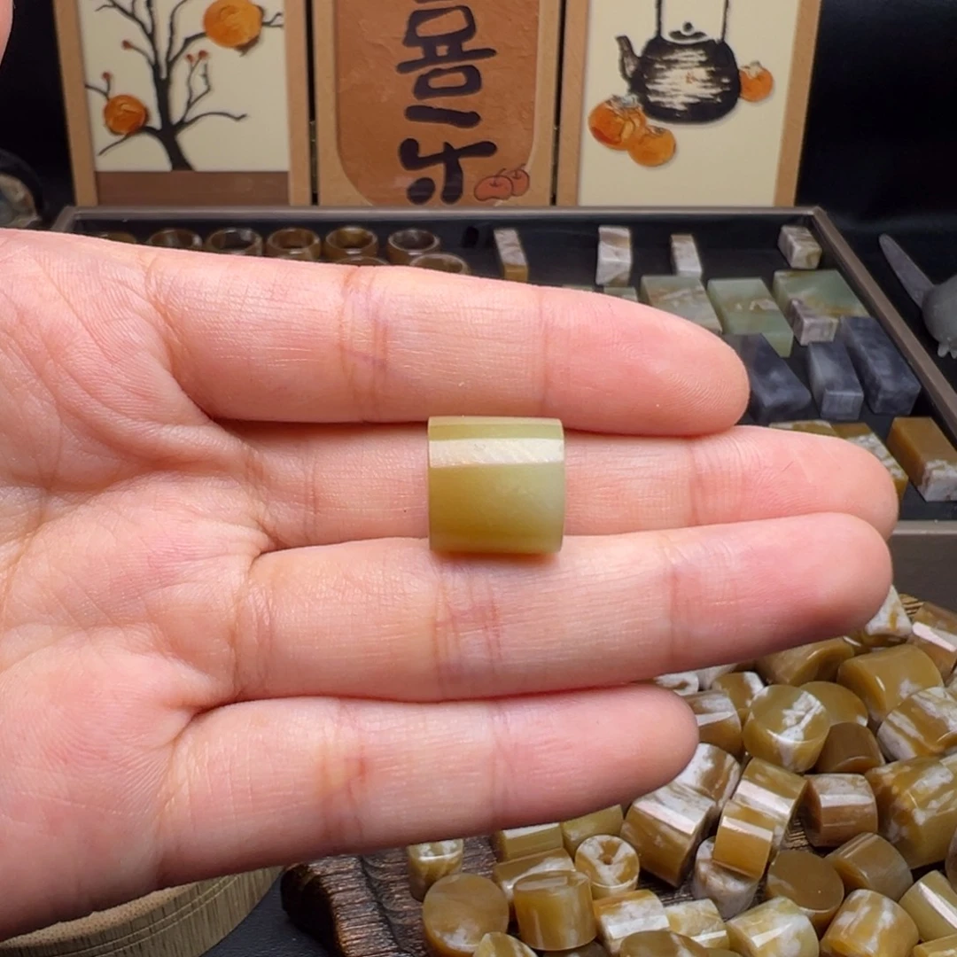 ᰔ***郑和田玉（糖玉）未镶嵌珠宝奇石12