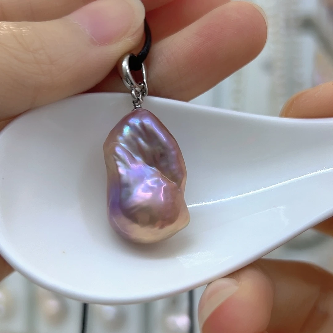 淡水珍珠颈饰合金