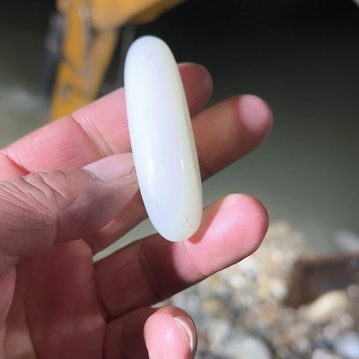 未镶嵌和田玉（糖玉）珠宝奇石