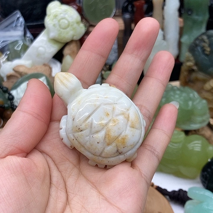 岫玉未镶嵌手把件