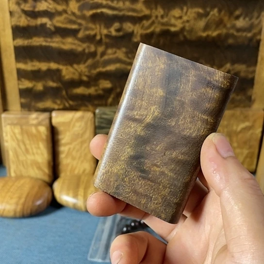 【闪购商品】相**少金丝楠阴沉木无事牌