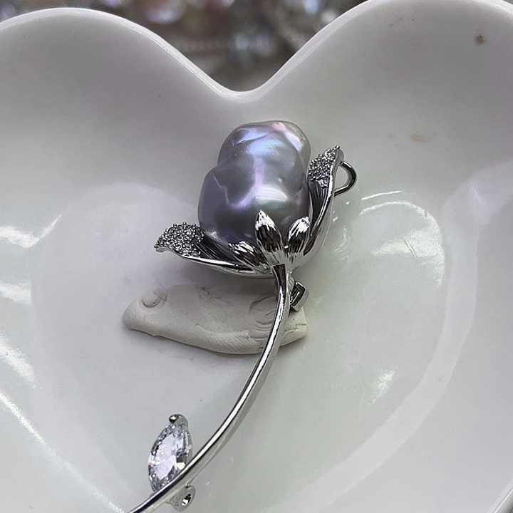 未镶嵌淡水珍珠胸针